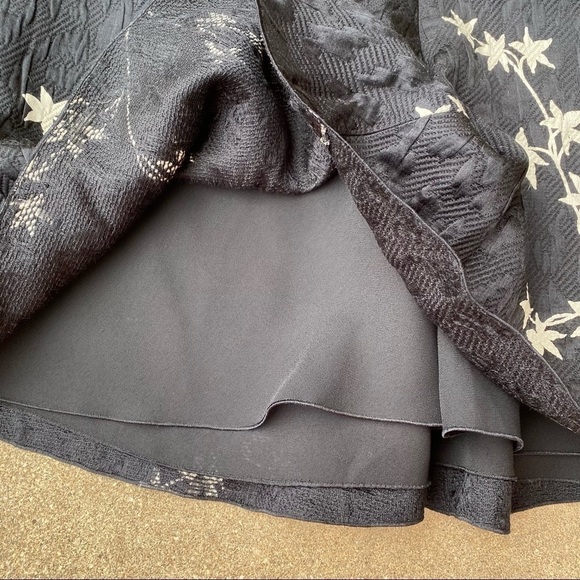 Armani Collezioni Floral Silk Wool Blend Skirt - Picture 6 of 8